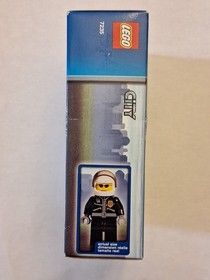 2009 Lego City Police MC Motorcycle 29 Piece Set New sealed in box - Blue Police