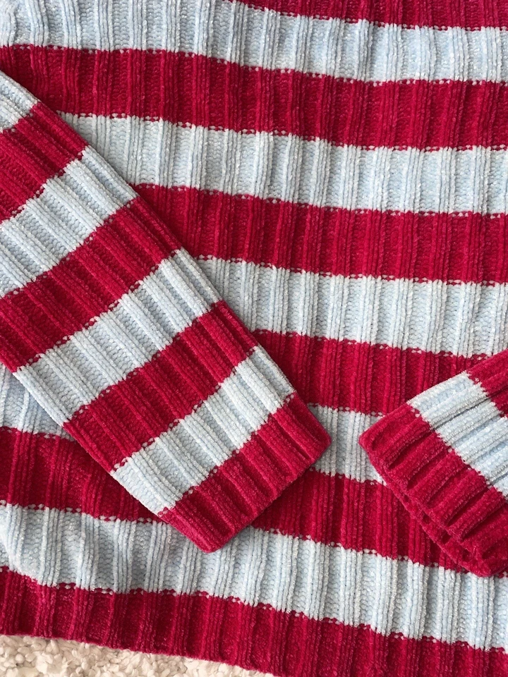 Faded Glory Girls talla Suéter cuello en V azul y rosa 14/16. Suave, adorable Foto 4 de 4