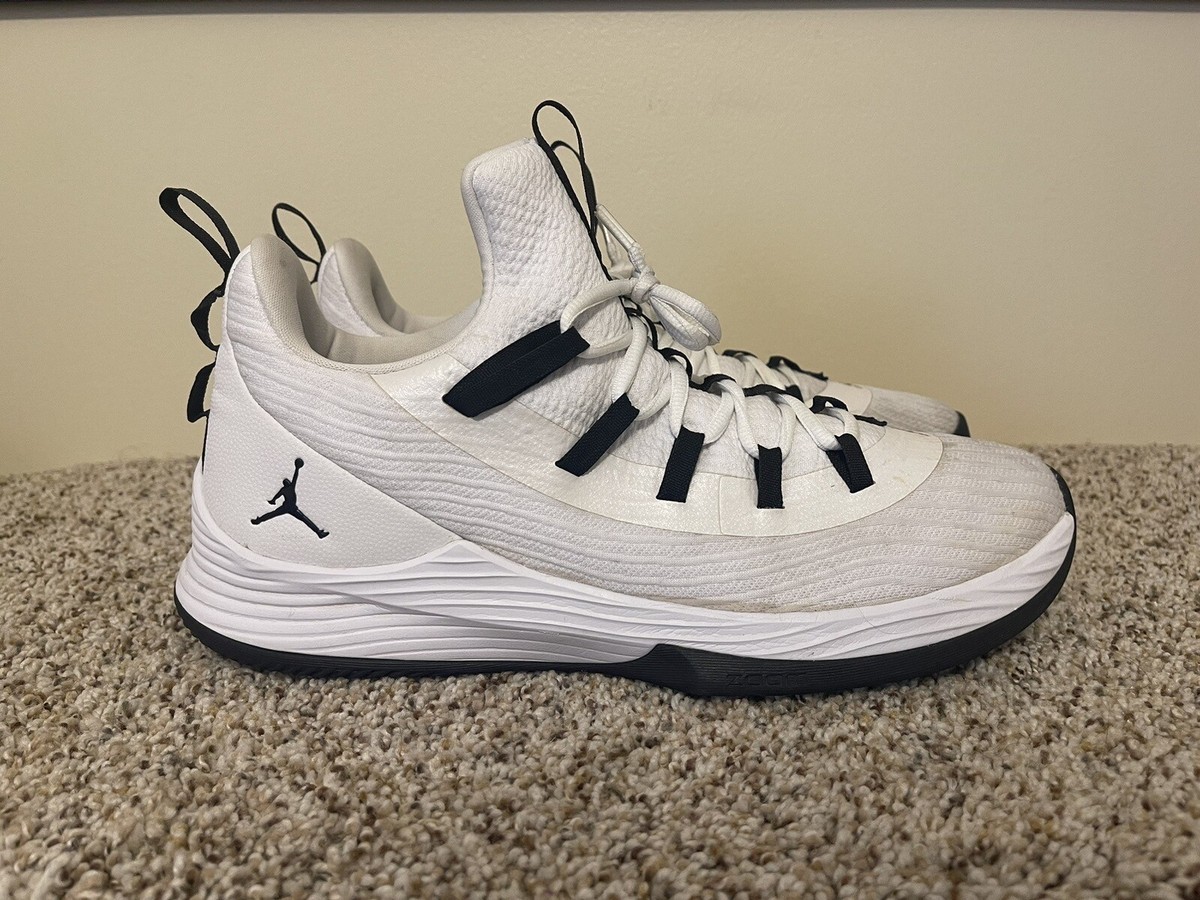 nike jordan ultra fly 2 low