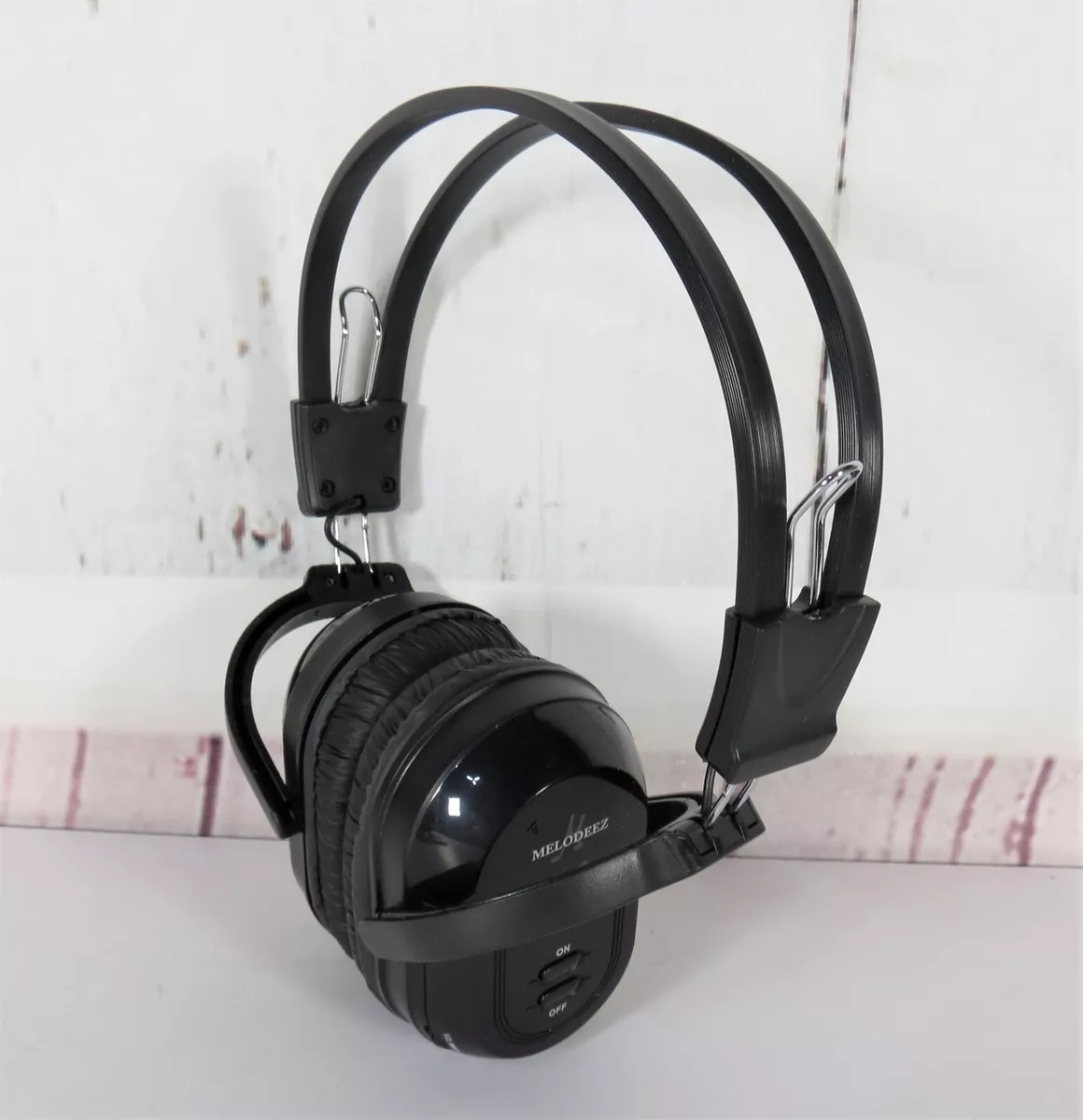 4 LOT MELODEEZ INFRARED WIRELESS HEADPHONE HEADSET MODEL MZ 601B YUKON DENALI