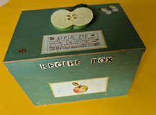Nice apple design Food Recipe Card Box - wooden - green