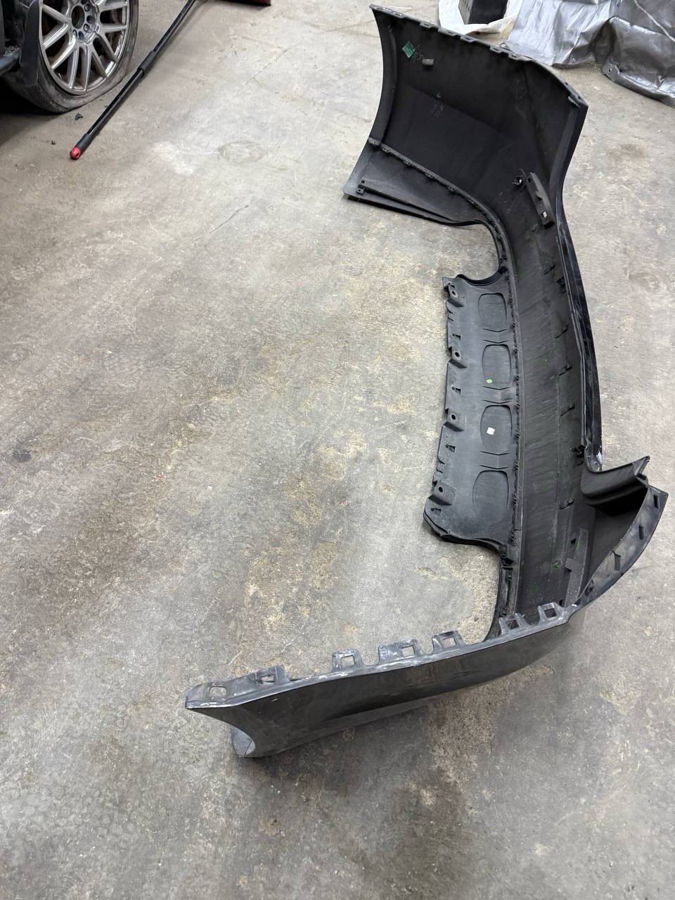 2014-2017 MASERATI GHIBLI REAR BUMPER Black USED
