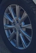 2011 Lucerne Oe Wheel 17x7 10 Spoke Rounded Spoke Silver Opt N75 Buick