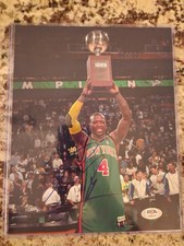 Nate Robinson Autograph