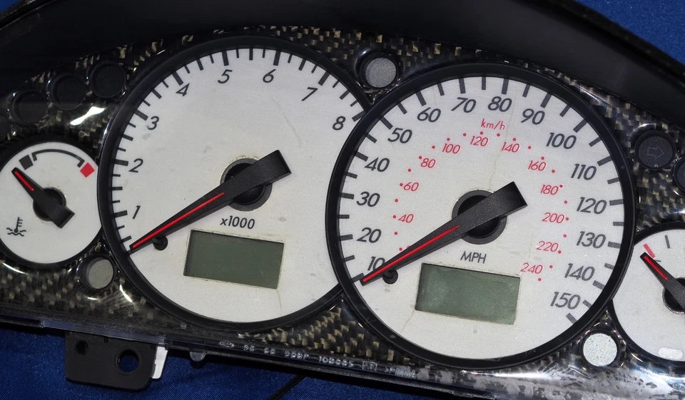 Velocímetro Mercury Cougar 1999 2000 calibre tablero con fibra de carbono 95 k millas Foto 4 de 4