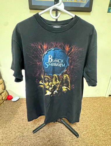 Black Sabbath Reunion Tour Vintage Graphic T-Shirt Men’ 1990s vintage concert t-shirt, vintage, single stitch, B+ condition