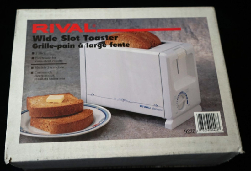 Vintage Rival 9220 Wide Slot Toaster 2 Slice White Electronic NEW In Box