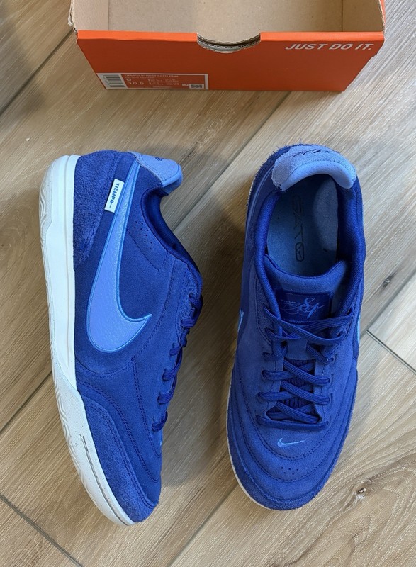 Nike Tiempo Streetgato PRM Indoor Soccer Shoes