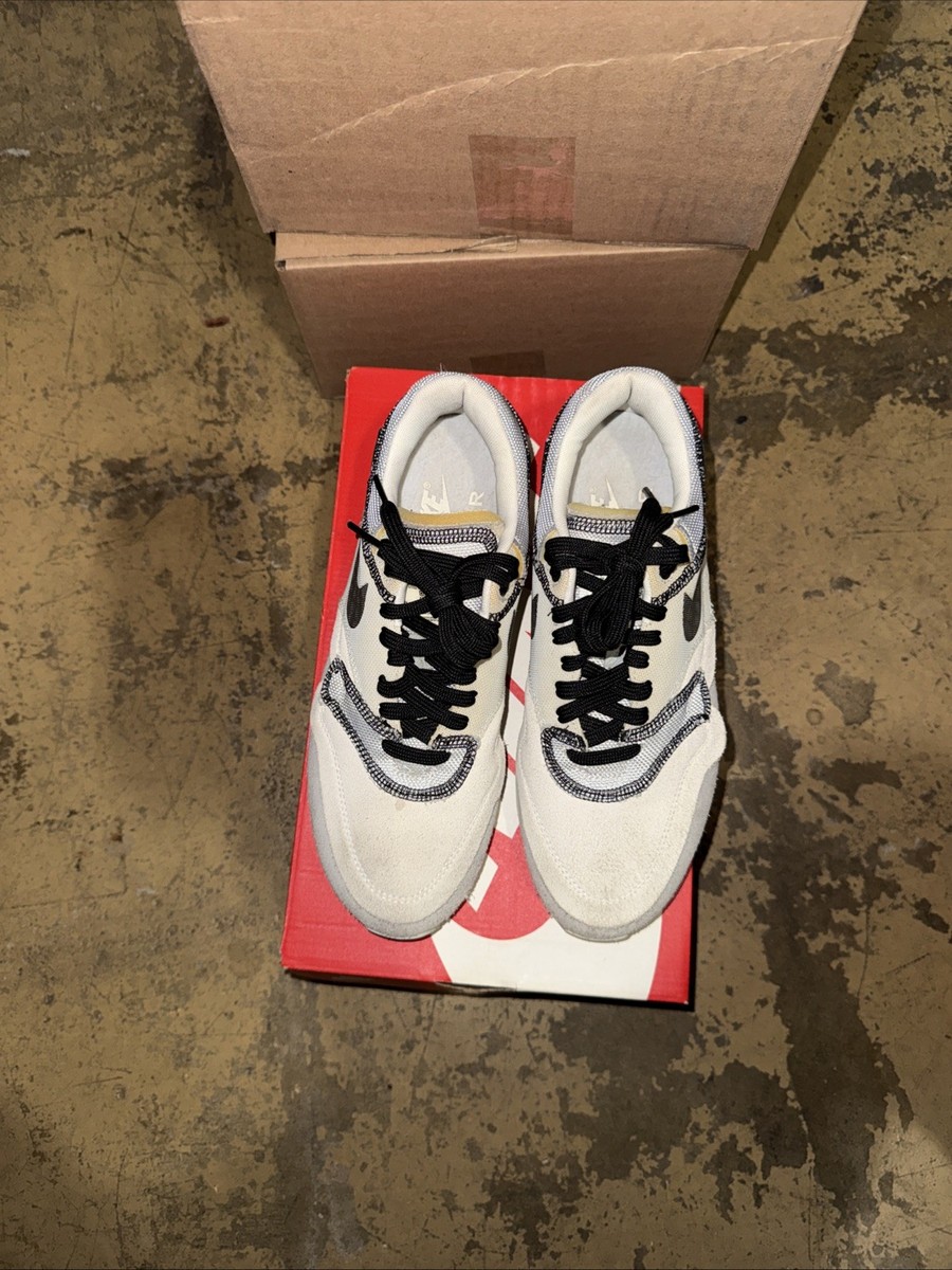 Size 7 Men Or 8.5 Women Nike Air Max 1 Phantom Inside Out – Unique Style Sneaker — product photo 3 of 7
