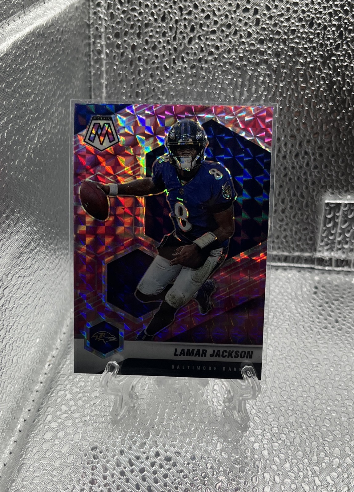 2021 Panini Mosaic - Lamar Jackson #19 Camo Pink Mosaic Prizm