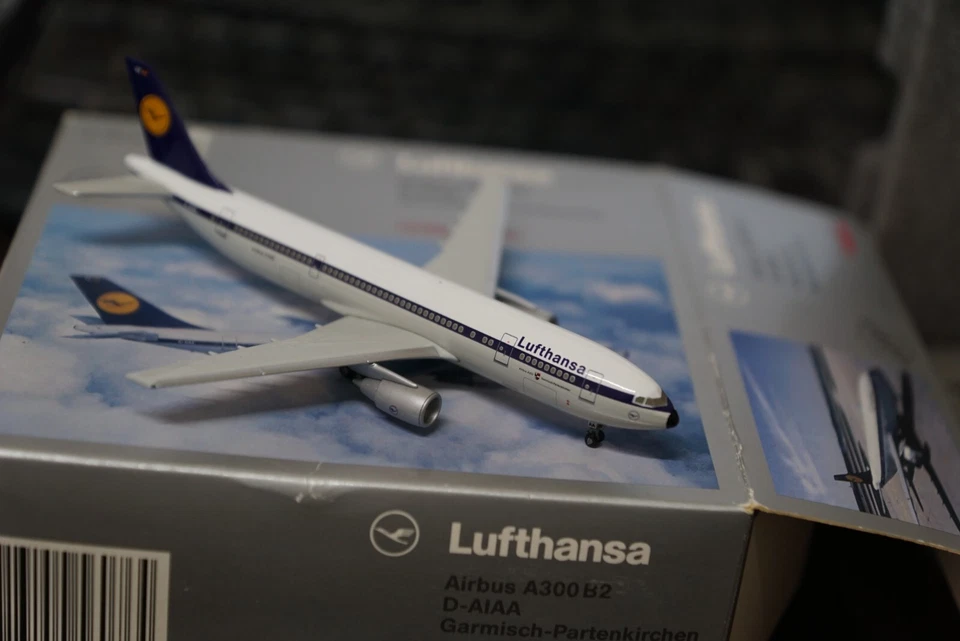 1:400 LUFTHANSA A300-B2 D-AIAA HERPA Foto 2 de 4