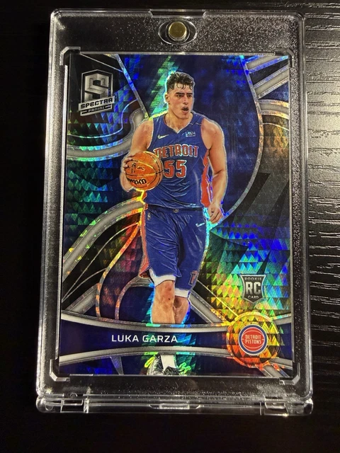 2021-22 Panini Spectra - Rookies Luka Garza #131 Black Asia True 1/1