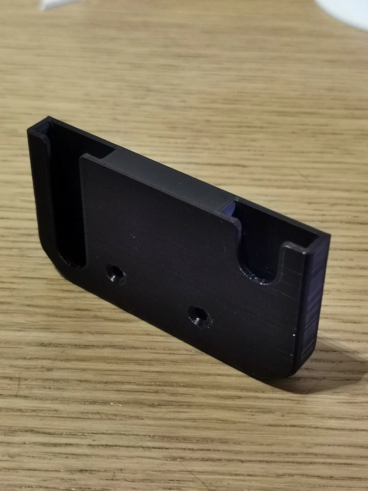 Controller Holder for Xbox and PlayStation - Image 4 of 4