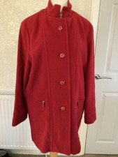 VTG ladies pure wool red wool cashmere feel winter jacket. UK 10. . MR 13789