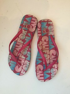 sturdy flip flops