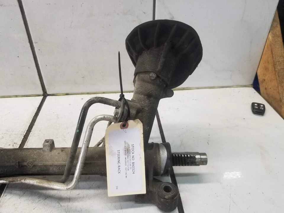 2010 VOLVO C30 STEERING RACK W/ OUT 18" WHEELS - Image 3 of 3