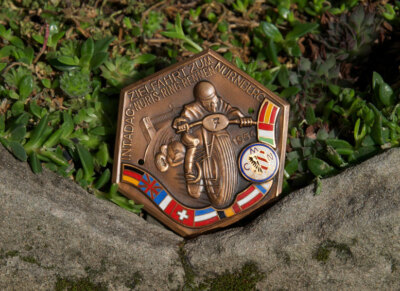 VINTAGE ENAMEL CAR / MOTORCYCLE BADGE # ADAC RALLY NORIS RING NÜRNBERG 1954