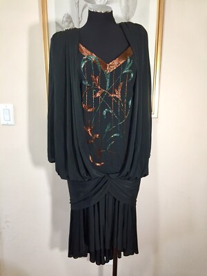 green emerald velvet dress 1920s Black Cut Velvet Drop Waist Flapper Dress with Sleeve Cut-Outs