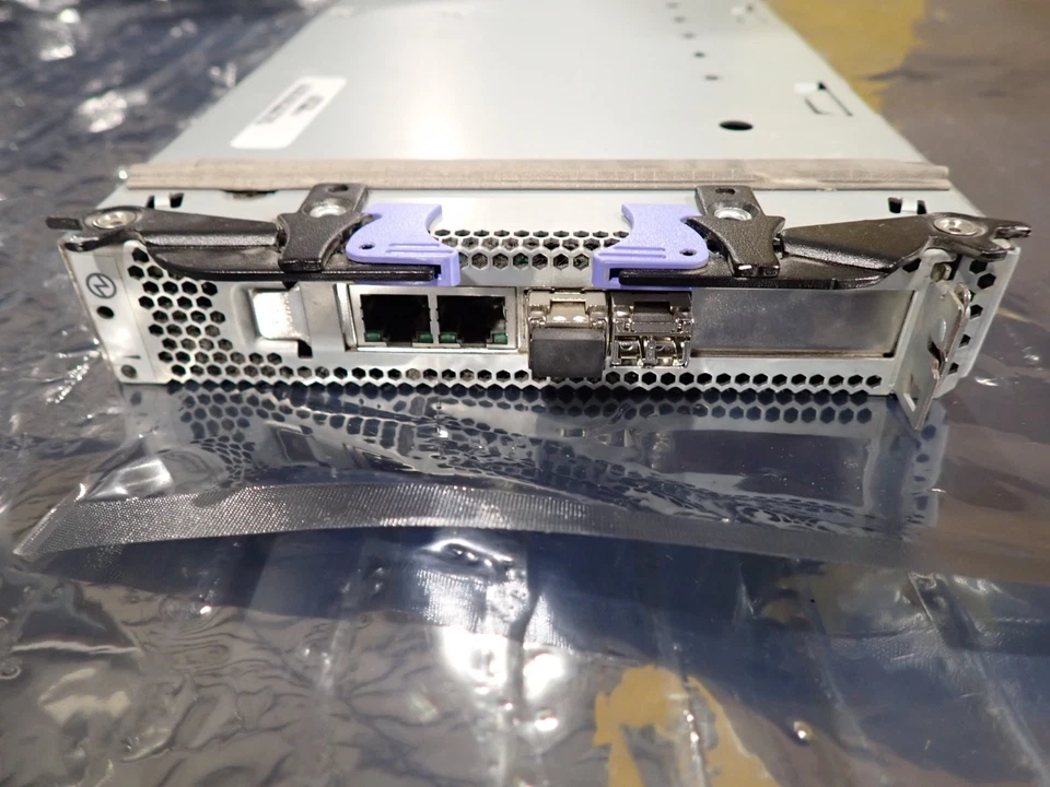 00VJ324 IBM TS7760 TS7700 4-PORT MODULE CARD 2x LW SFP & 2x RJ45 - Image 4 of 4