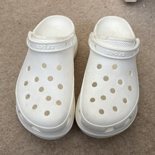 Crocs Classic Platform Clog Women’s UK 7 White Slip-On Sandal Adjustable Strap