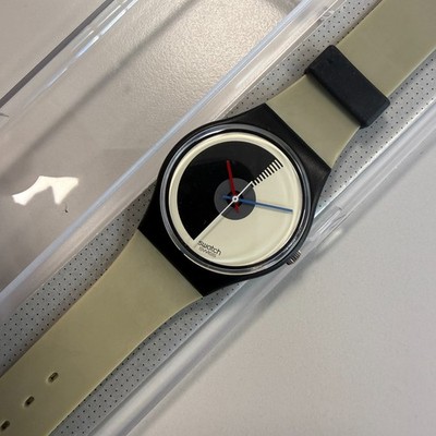   Swatch 1986 HALBMOND GB107 - Neu / Brand New - Vintage