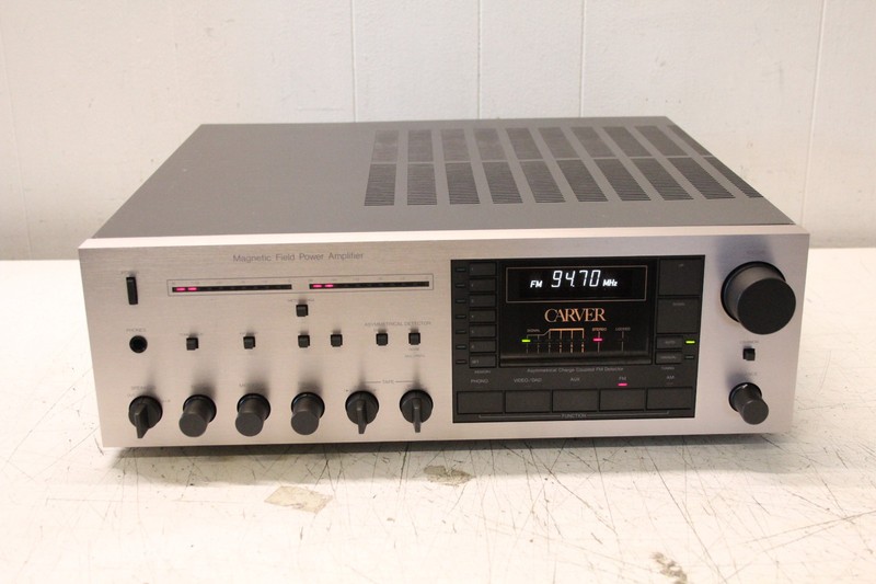 Carver Magnetic Field Power Amplifier Model # MXR130 PARTS OR REPAIR