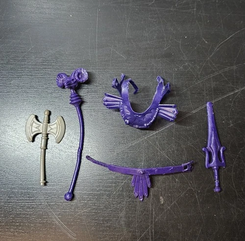 Vintage  MOTU PARTS WEAPONS LOT 81 & 83 Skeletor & HE-MAN