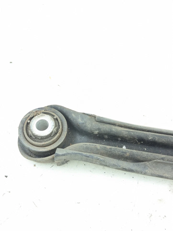 Mercedes W203 C320 C240 CLK350 Rear Left or Right Side Lower Control Arm - Image 2 of 4