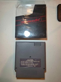 Gradius NES + custodia antipolvere + custodia esterna protettiva