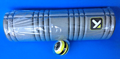Triggerpoint Core 18 Foam Roller, Gray, 18'' x 5.5'' w/MB5 Massage Ball