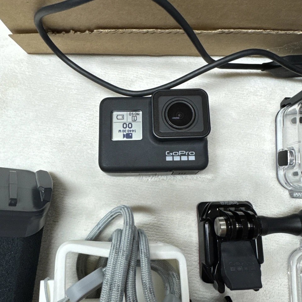 GoPro Hero 7 Black Bundle: Extra Battery Cases Mounts Accessories Used One Time - Image 2 of 4