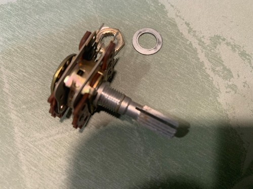 Yamaha CR-820 Stereo Receiver Parting Out - Treble Potentiometer