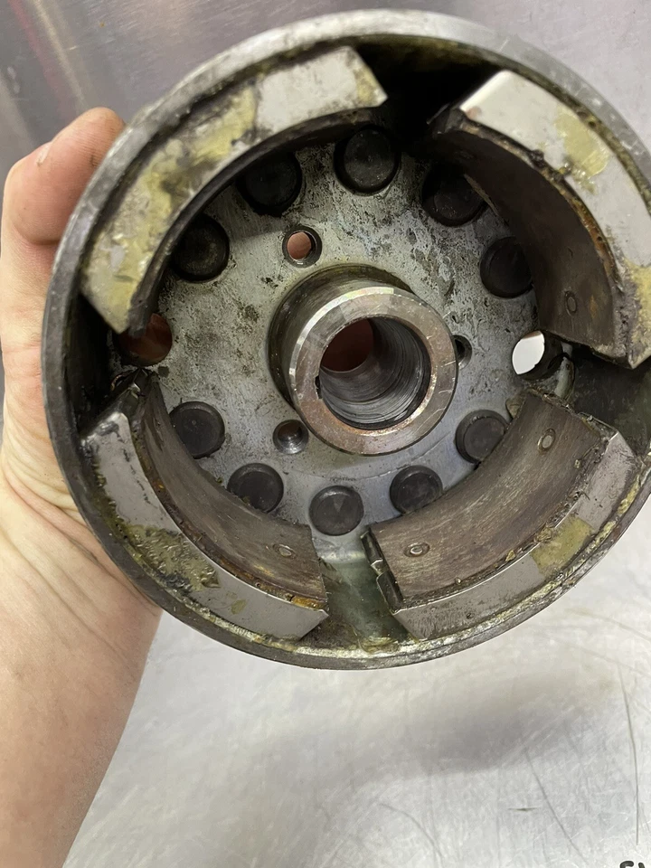 84 85 86 87 1984 Yamaha VMAX VMX540 volante rotor magnético Foto 4 de 4