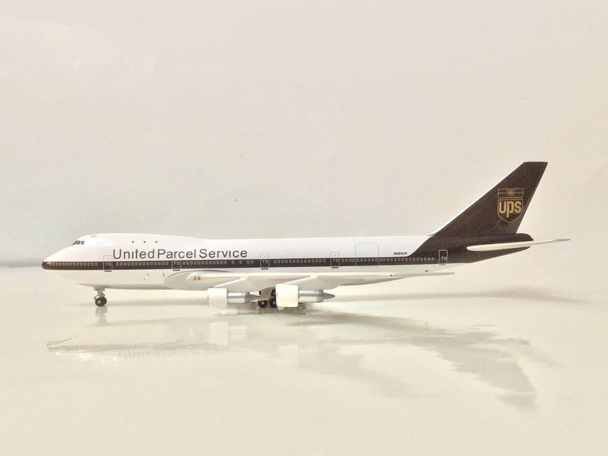 Maquette Boing 747-400 United - Collection