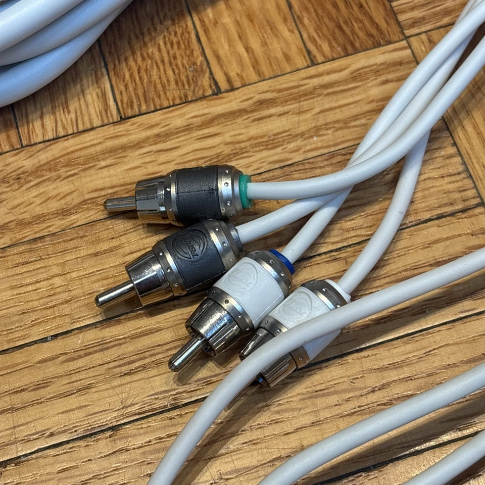 T-Spec V10RCA-174 V10 Quad-Shield Four Channel RCA Cable White - Open Box - Image 3 of 4