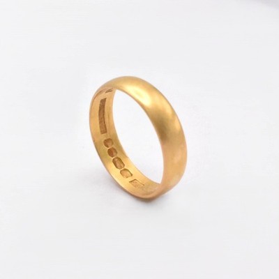 Vintage 22ct Yellow Gold Wedding Band Bravingtons Size Q½ Mid 20th