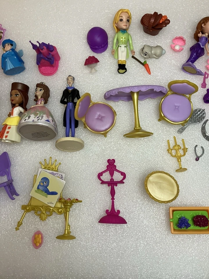 Huge Lot 60 + Pcs Disney Princess Sofia the First Sophia Figure Doll Accessories - Image 3 of 4