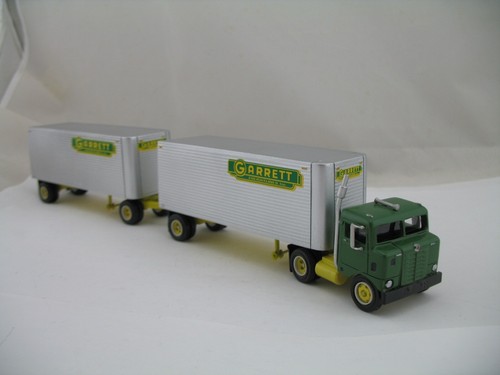 DeHanes Model Truck: Kenworth 922 Tractor w/ Garrett Trailers, Boxes - Picture 16 of 21