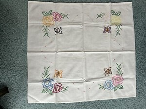Vintage Hand Crochet Linen Tablecloth 