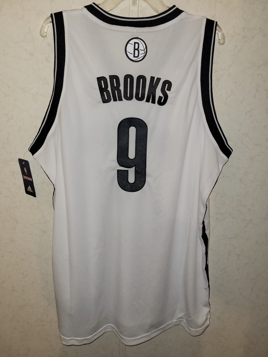 ADIDAS NBA SWINGMAN BROOKLYN NETS MARSHON BROOKS WHITE JERSEY