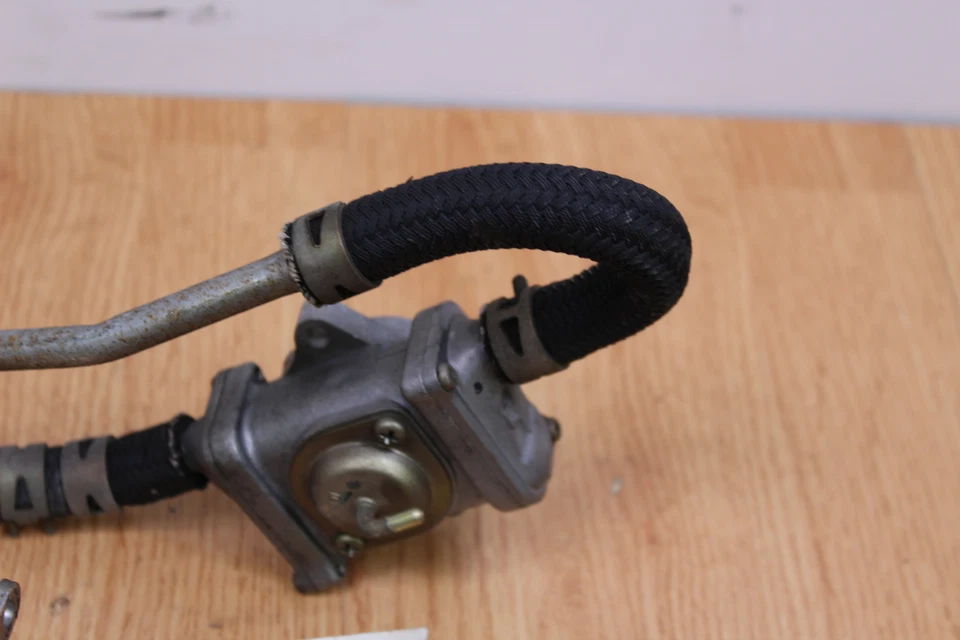 1993 HONDA INTERCEPTOR 750 VF750F Air Suction Valves - Image 4 of 4