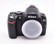Nikon Black D40 6.1 MP DX Digital Camera Body 28,993 Actuations  12762 