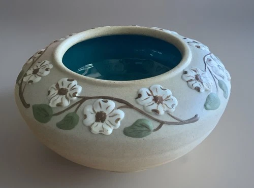 Vintage Pigeon Forge Art Pottery Dogwood Bowl Planter Blue Glaze Inside 5.5” Dia