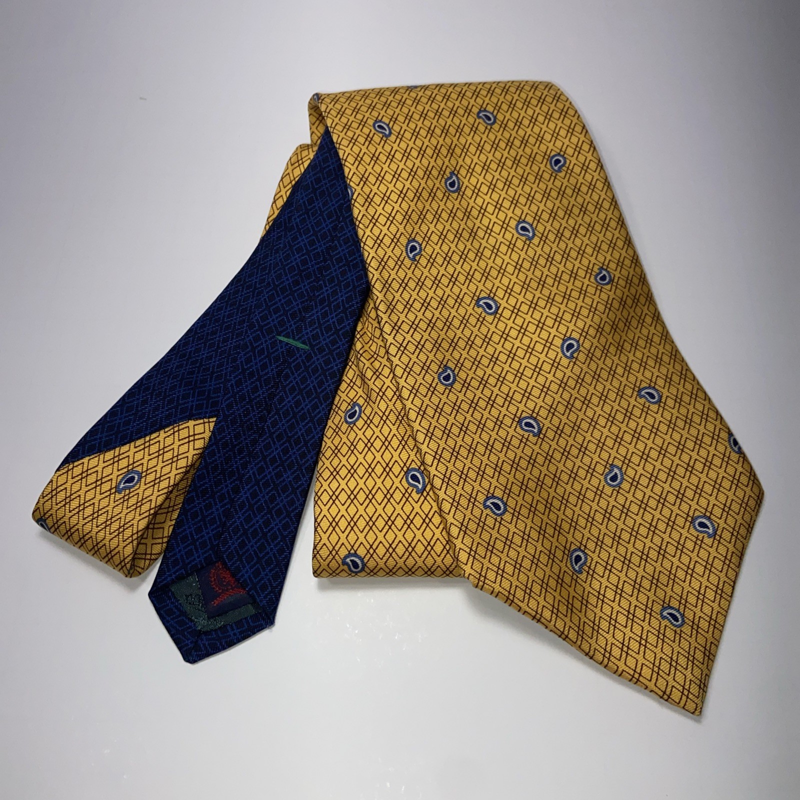 Tommy Hilfiger Tie Men's Necktie 100% Silk Yellow With Blue Paisley 59.5”x4” thumbnail 13