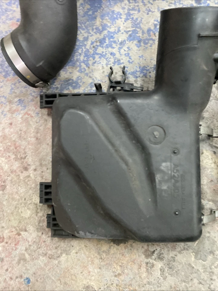 2015 2016 2017 2018 2019 Subaru Legacy Air Cleaner Intake-duct - Image 2 of 4