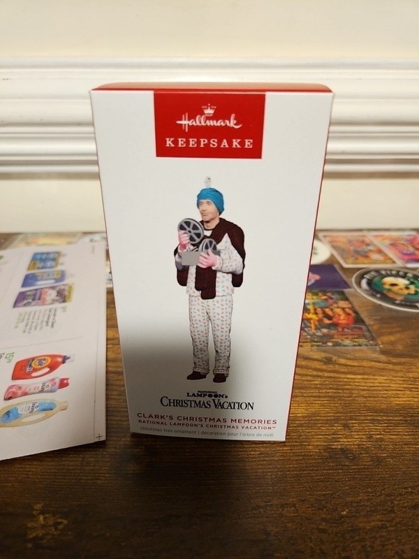 Hallmark Keepsake 2025 Christmas Vacation Clark's Christmas Memories Ornament
