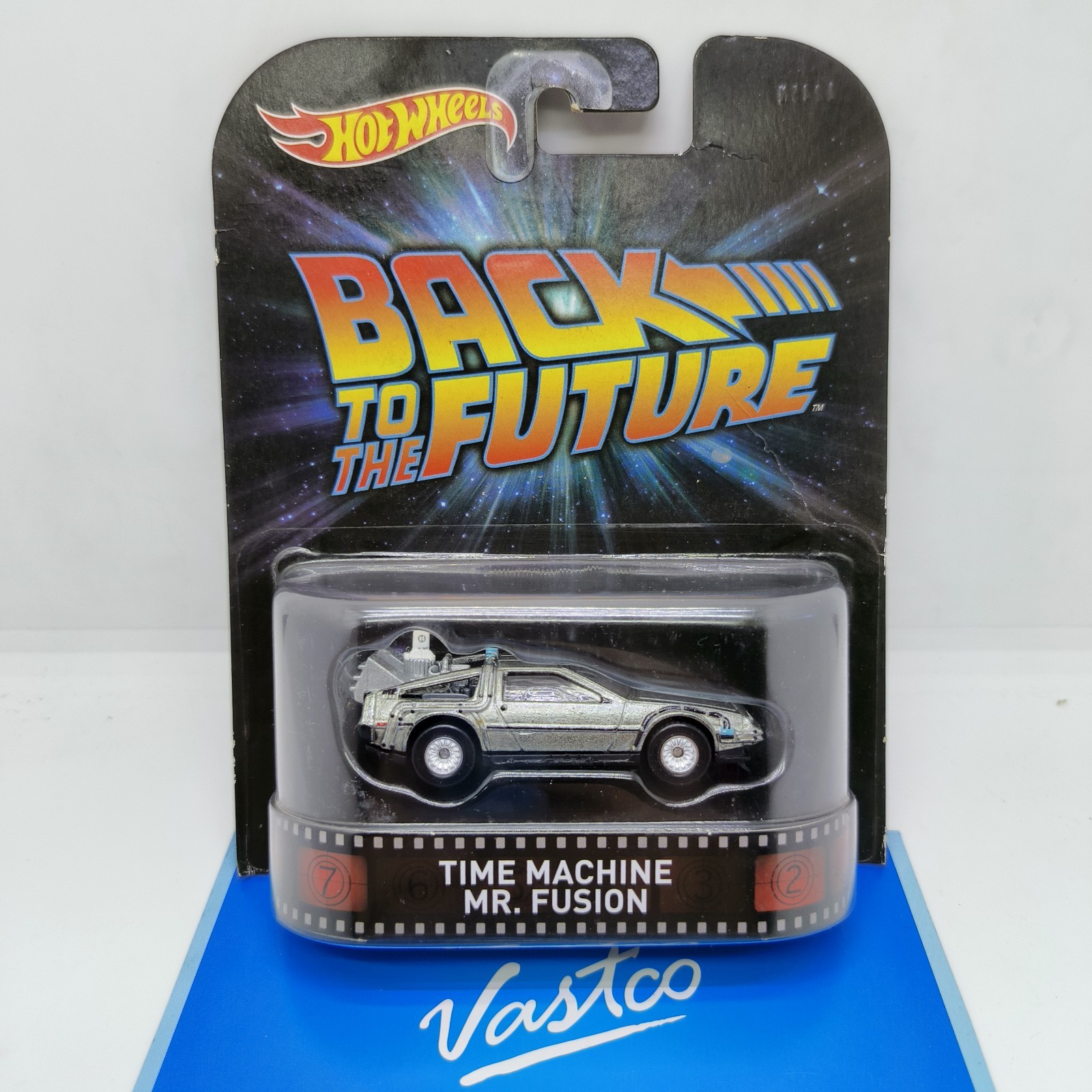 2015 Hot Wheels Retro Back To The Future Time Machine Mr. Fusion CFR36