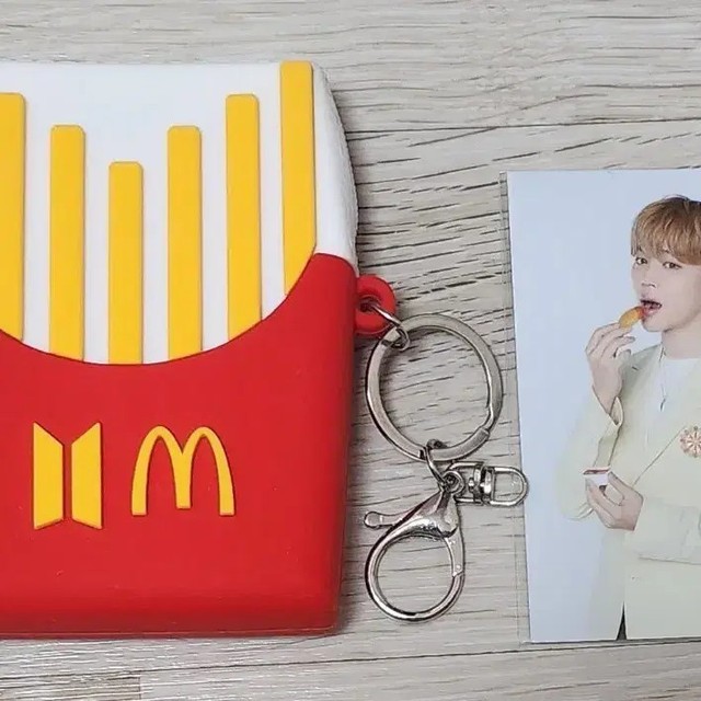 BTS x McDonald's Pouch + Jimin Photocard