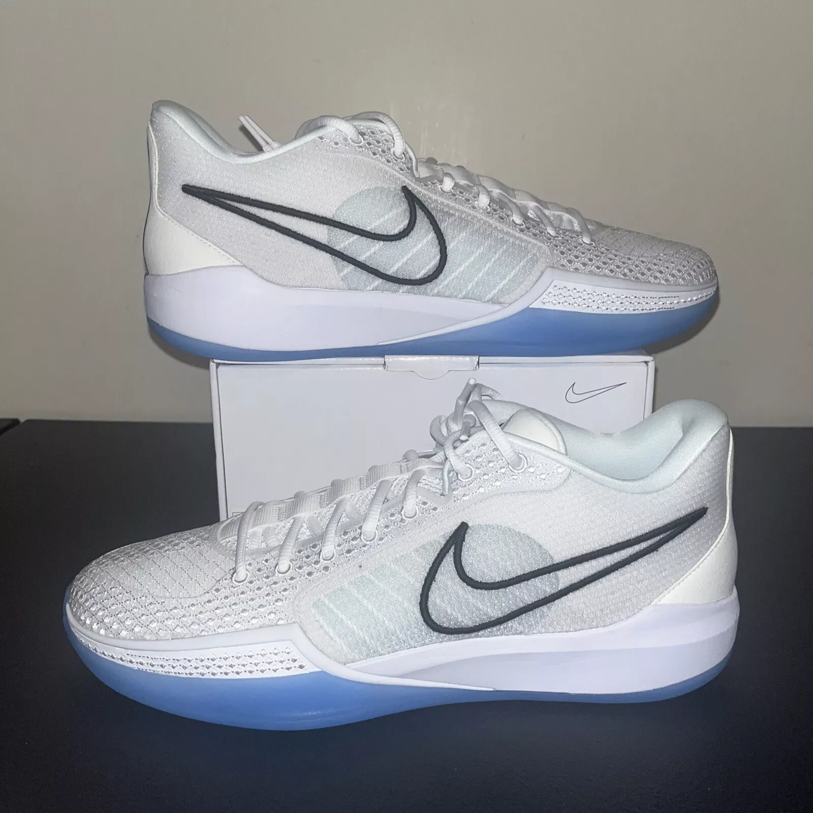 Nike Sabrina 1 « Gris loup DIOR » tailles 15 WMNS/13,5 hommes flambant neuf FJ4036 900