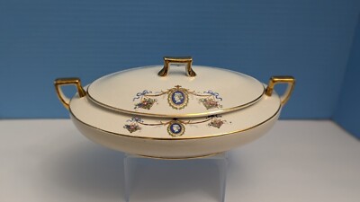 1925 Homer Laughlin K5N Lidded Serving Dish Greco Roman Floral Pattern Gold Trim